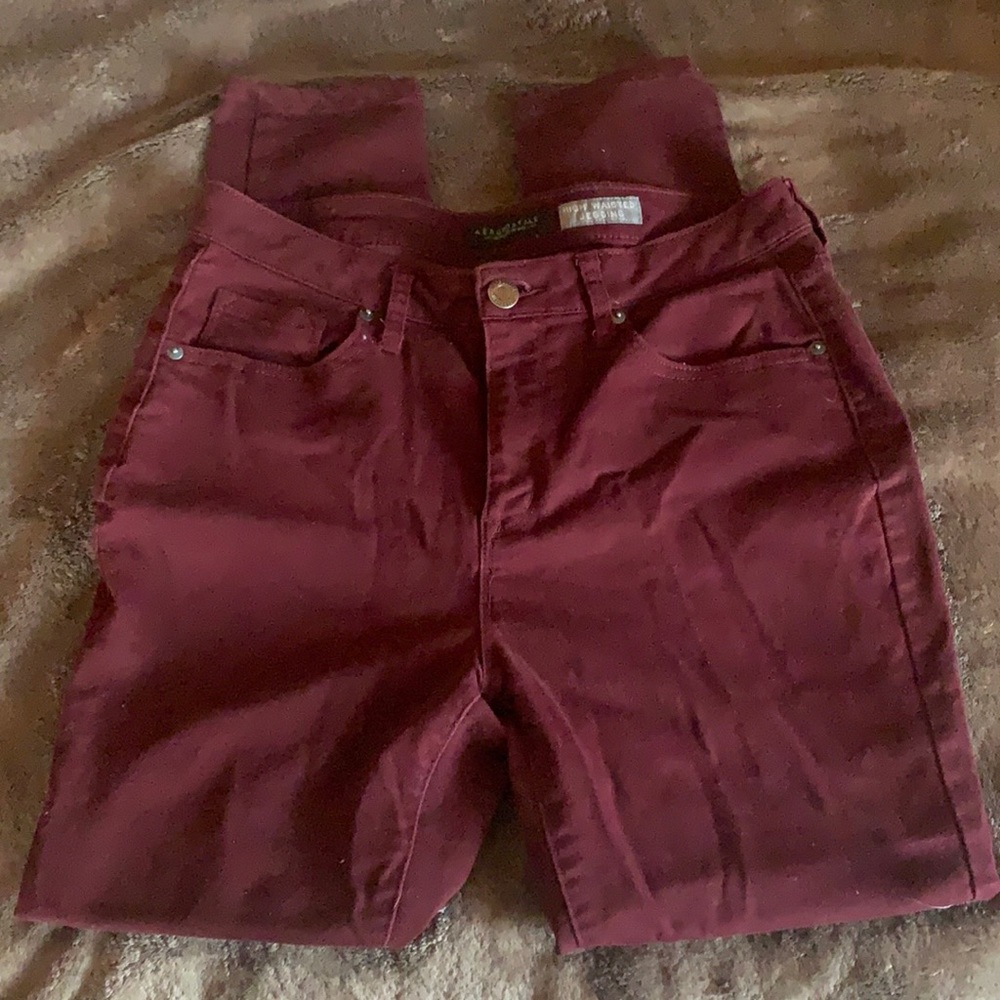 maroon high wasted jeggings